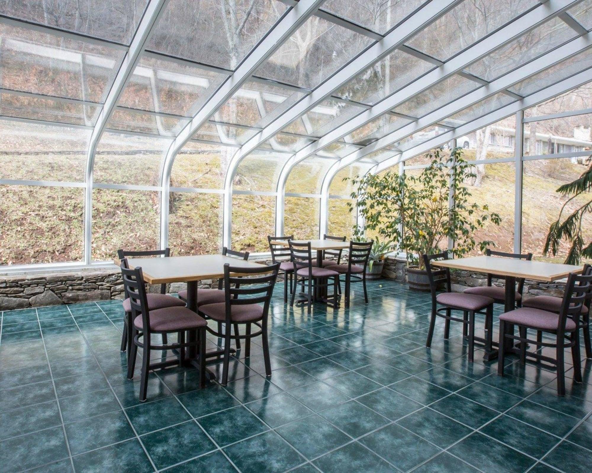 Super 8 By Wyndham Cherokee Ngoại thất bức ảnh